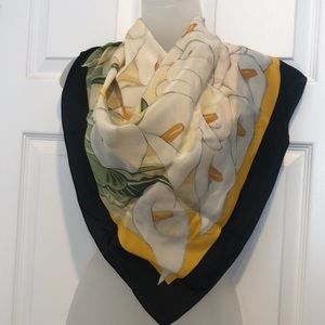 Vintage 100% Silk Womens Calla The MET Scarf